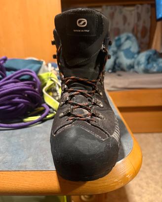 Scarponi Scarpa ribelle hd