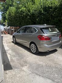 BMW 218