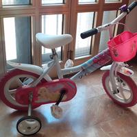 Bicicletta di Barbie con Rotelle 