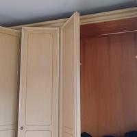 armadio di legno