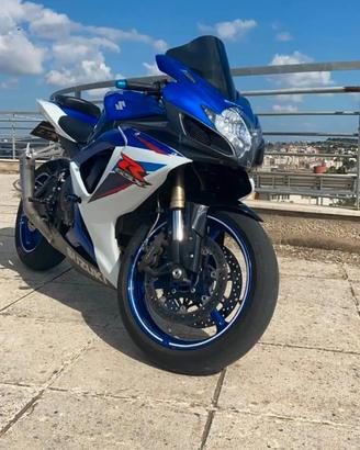 SUZUKI GSX-R