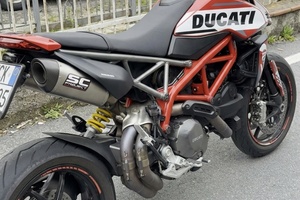 Ducati Hypermotard 950