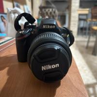 Nikon D3200 con obiettivo 18-55 - come nuova