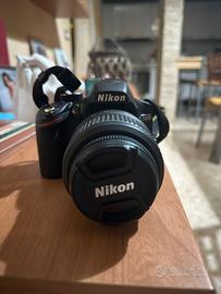 Nikon D3200 con obiettivo 18-55 - come nuova
