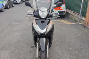 Honda sh300