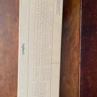 Tastiera con cavo USB