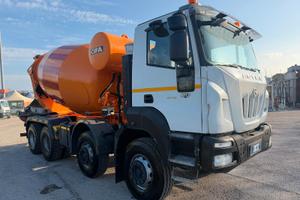 ASTRA HD9 84.48 con betoniera CIFA