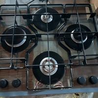 Piano cottura 4 fuochi Ariston hotpoint