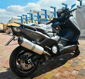 Tmax 530 del 2012 con km 22.700