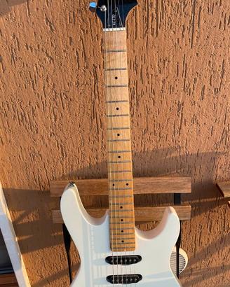 CHITARRA WASHBURN KC-LTD