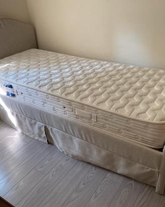 Letto singolo IKEA con materasso