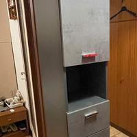 Mobiletto stretto salvaspazio
