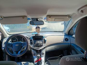 Auto Chevrolet cruze