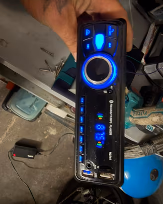 Stereo auto