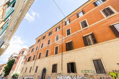 3 LOCALI A ROMA