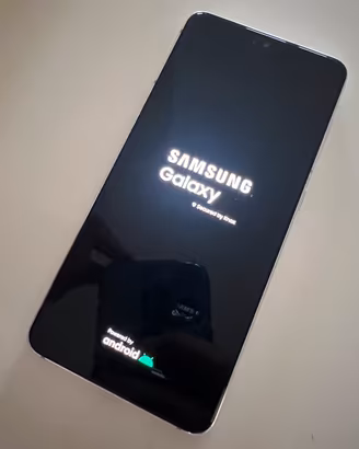 SAMSUNG S21 128 gb