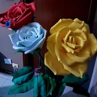 Fiori 💐 Giganti fatti a mano. 