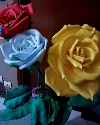 Fiori 💐 Giganti fatti a mano. 