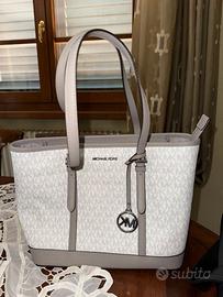 Borsa Michael Kors bianca e grigia