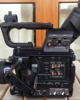 Telecamera Panasonic AF-101 con obiettivo Lumix
