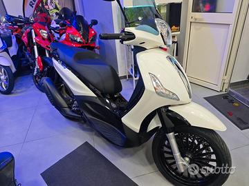 Piaggio Beverly 300 i.e. Abs