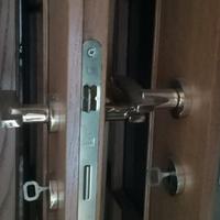 Porte in legno e vetro