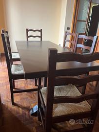 Tavolo legno con sedie