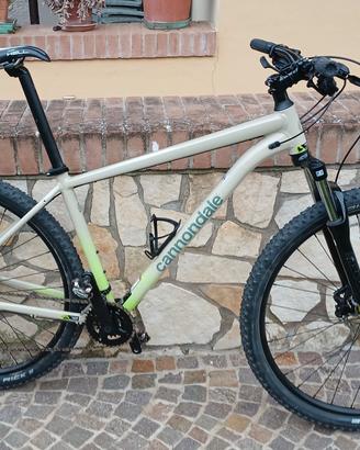 bicicletta cannondale mtb trial 8 