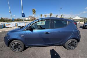 Lancia Ypsilon 1.0 FireFly 5 porte S&S Hybrid Gold