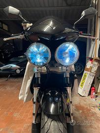 Triumph speed triple 955i