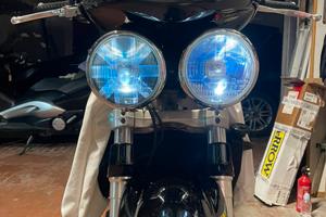 Triumph speed triple 955i