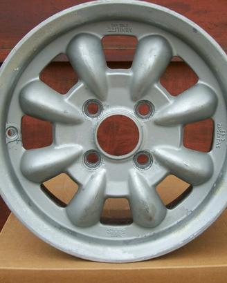 Cerchi SAAB 99 900 22376 MINILITE 5.5X15 et40