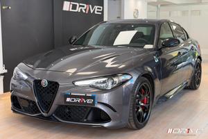 ALFA ROMEO Giulia (2016) Giulia 2.9 V6 Bi-Turbo...