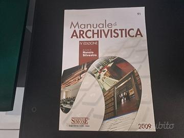 Libro : Manuale di archivistica  2009