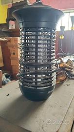 Lampada dissuasore per insetti come nuova