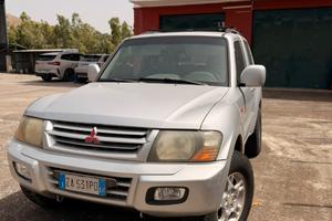 Pajero 4x4 anno 2002
