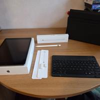 Ipad 9 gen, apple pencil, custodia pie. Tastiera