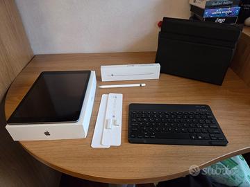 Ipad 9 gen, apple pencil, custodia pie. Tastiera