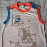 t-shirt bambino 8/10 