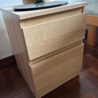 Comodino in legno ikea