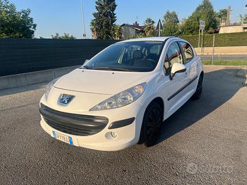 Peugeot 207 1.4 GPL