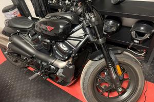Sportster s