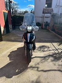 Beverly 350 2012 con targa polacca