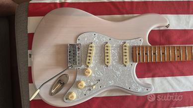 Squier by Fender Stratocaster CV50