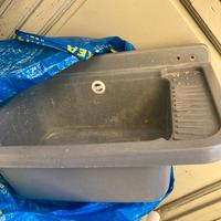 Pillozzo in plastica semi nuovo