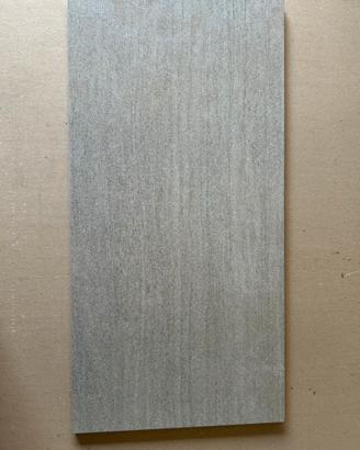 Pavimento in grès porcellanato 30x60