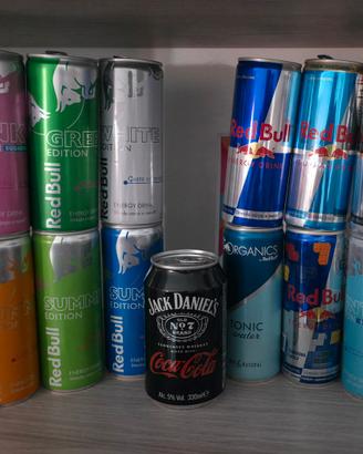 Lattine di red bull edizione limitata
