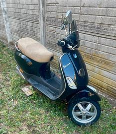 Vespa Piaggio LX 50 4T