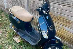 Vespa Piaggio LX 50 4T