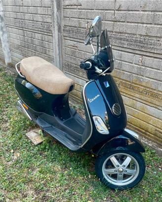 Vespa Piaggio LX 50 4T